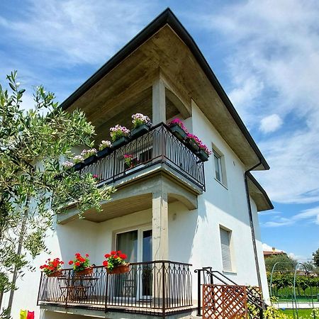 Villa Dolcitalia Tra Gardaland E Le Terme Di Cola Lazise Dış mekan fotoğraf